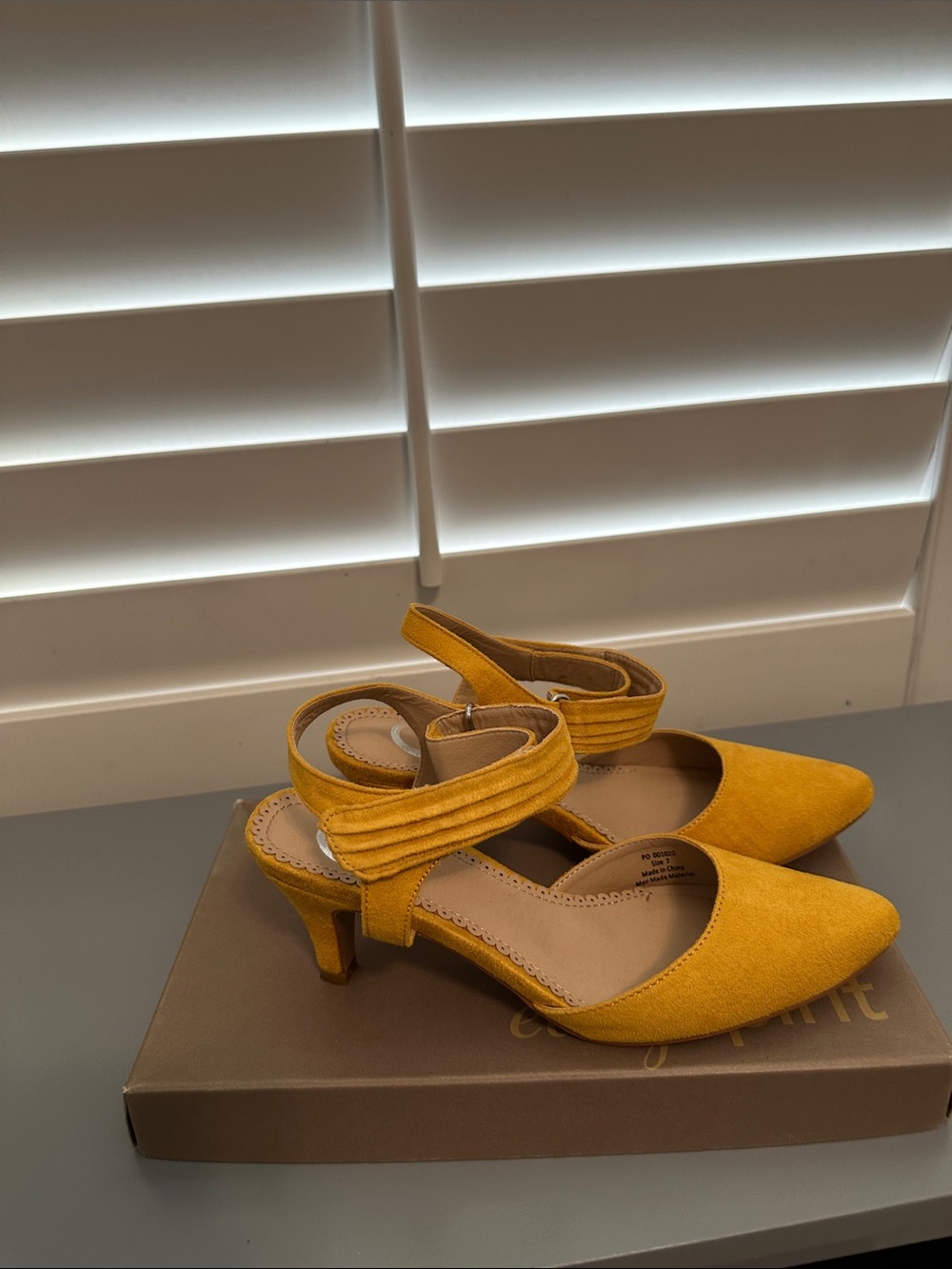 Journee Collection Mustard Yellow Pointed-Toe Mid Kitten Heels